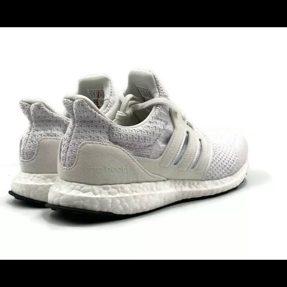 Men’s Adidas UltraBoost 5.0 DNA White on White Size 8.5